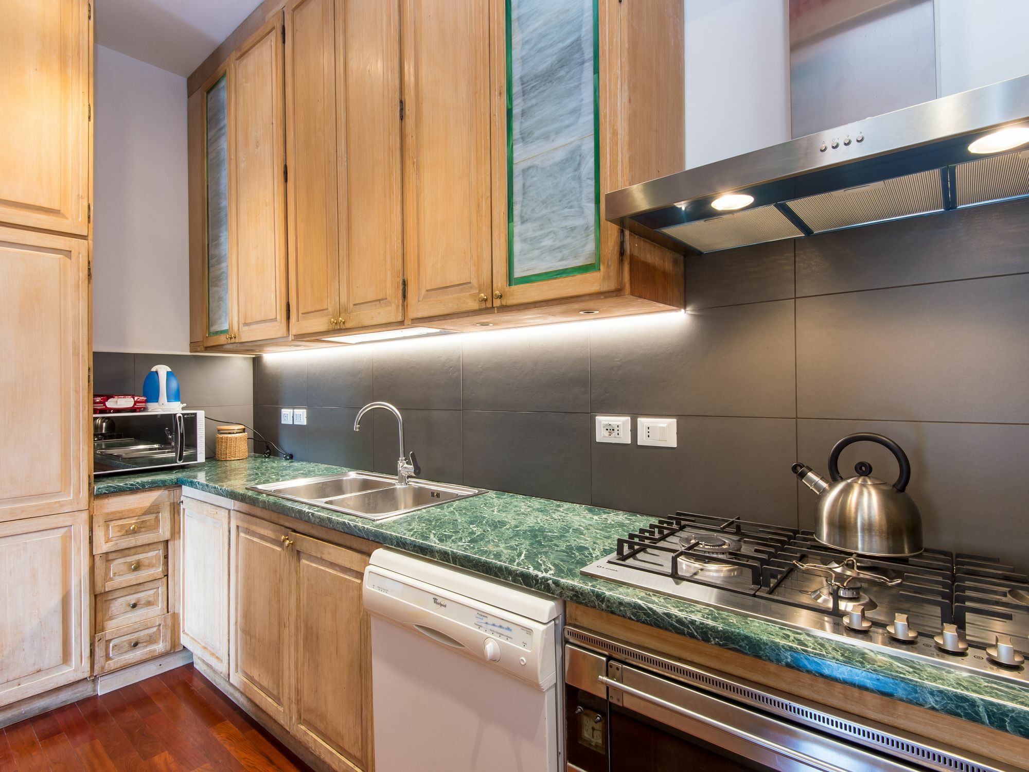 Apartmán Monti Colors Řím Exteriér fotografie